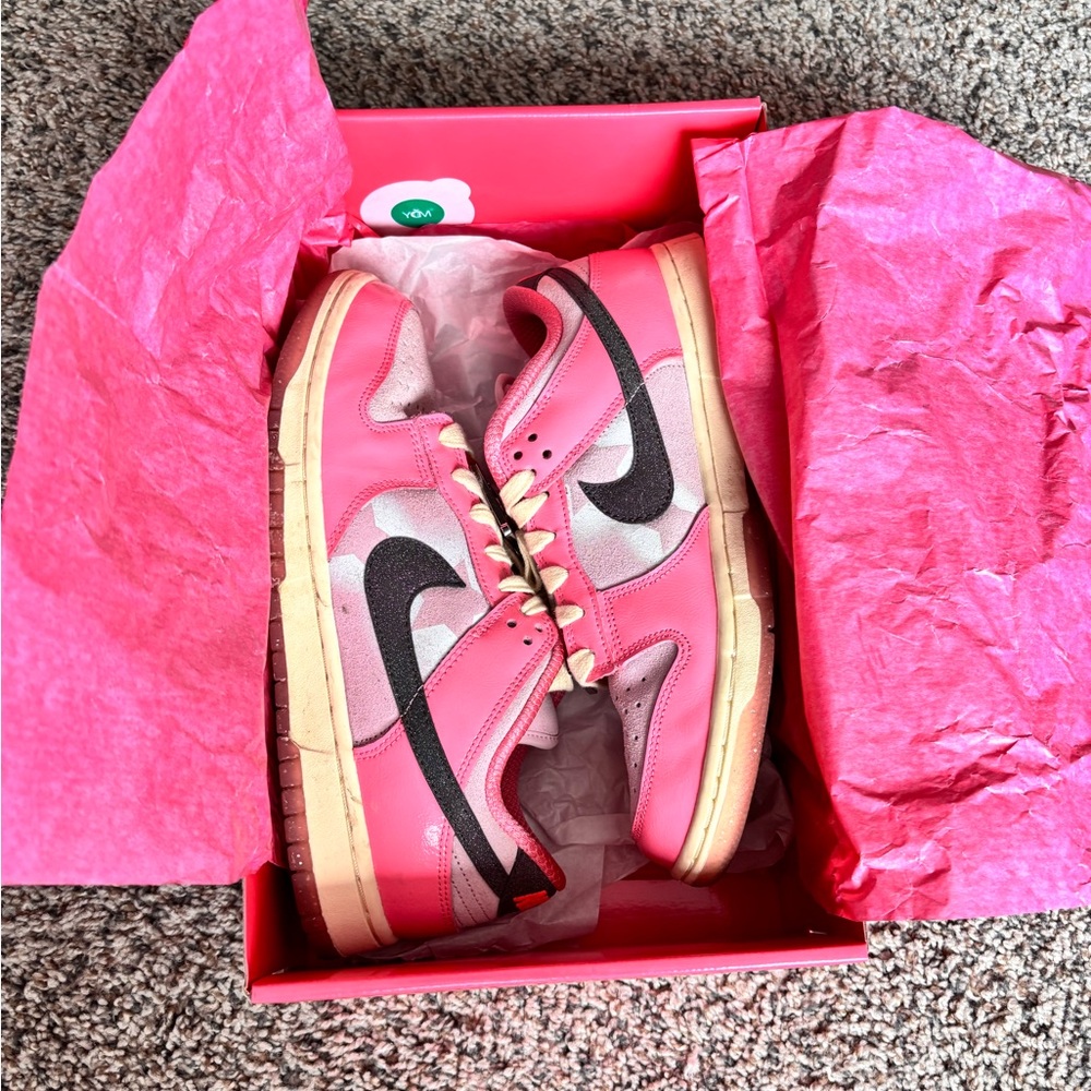 Barbie pink Nike dunks
